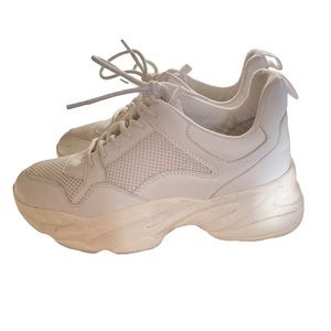 STEVE MADDEN PLATFORM SNEAKER 6.5